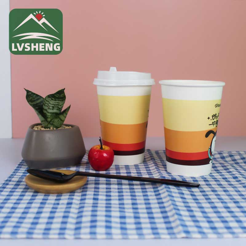 Cangkir minuman dingin